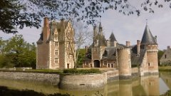 chateau-du-moulin-lassay-sur-croisne-02-05-2016-13